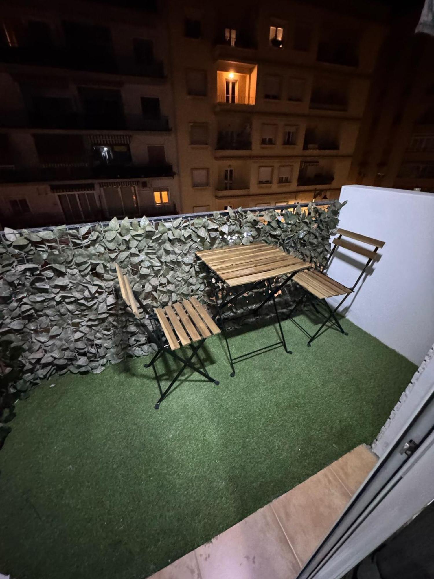 Apartamento De Habitaciones Privadas En El Centro De Malaga Exterior photo